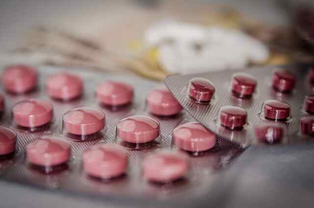 咽部异物感和药物治疗：别再忽视你的健康！封面图